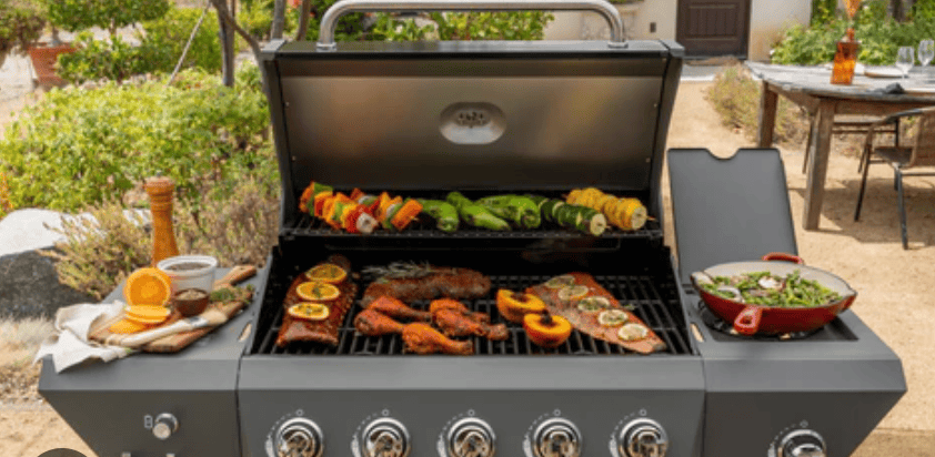 Gas Grill with Side Burner