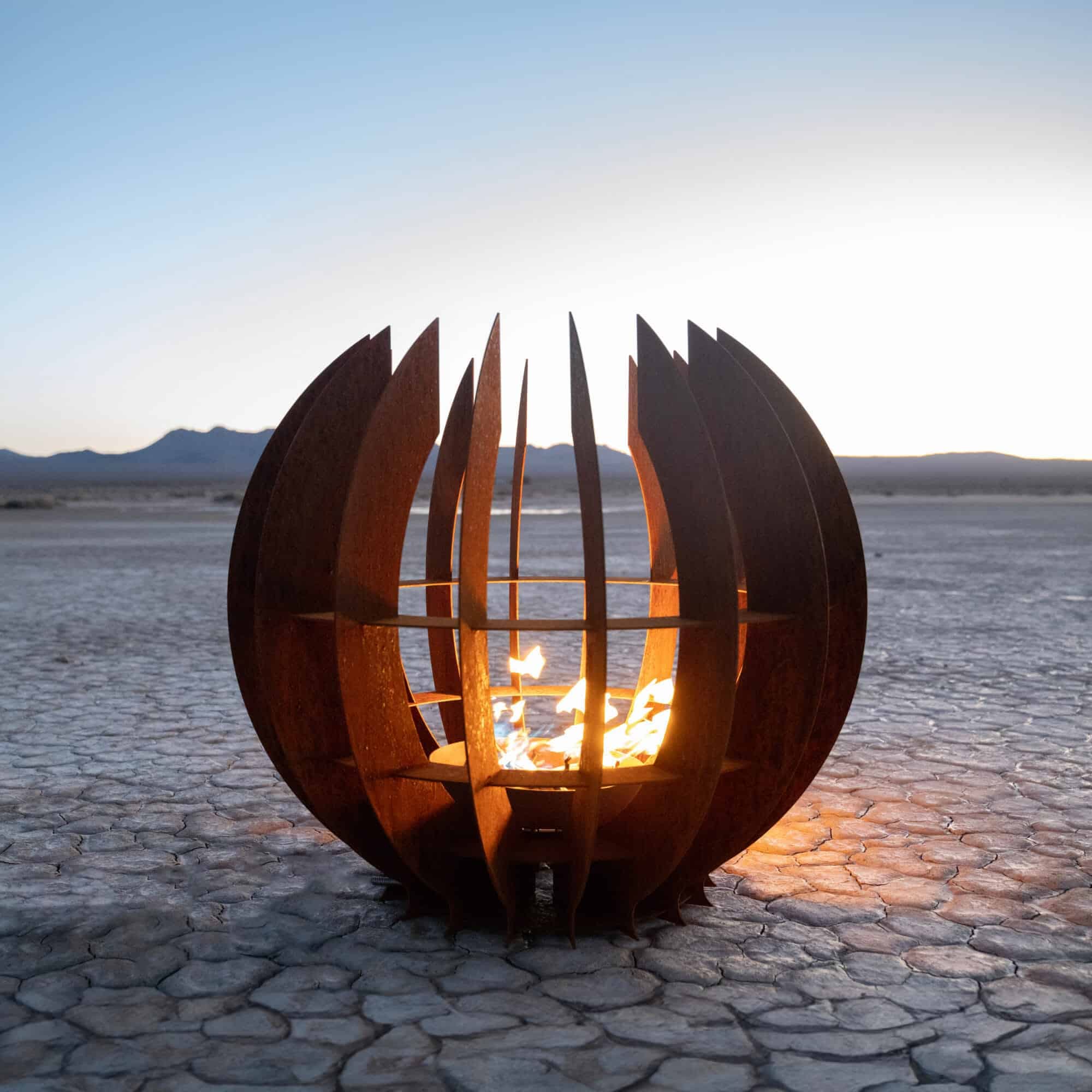 Fire-Sculpture-The-Nova