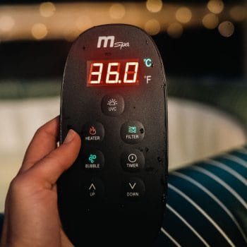 MSPA COMFORT METEOR Hot Tub Round Bubble Spa (6 Bathers) control