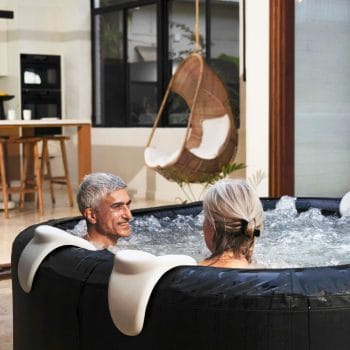MSPA PREMIUM Portland Hot Tub Bubble Spa (6 Bathers) lifestyle
