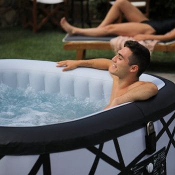 MSPA PREMIUM Soho Hot Tub Bubble Spa (6 Bathers) lifestyle