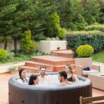 MSPA URBAN VITO Hot Tub Lifestyle photo outside with 5 people