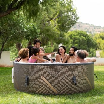 MSPA FRAME Mono Hot Tub Round Bubble Spa Lifestyle photo max capacity