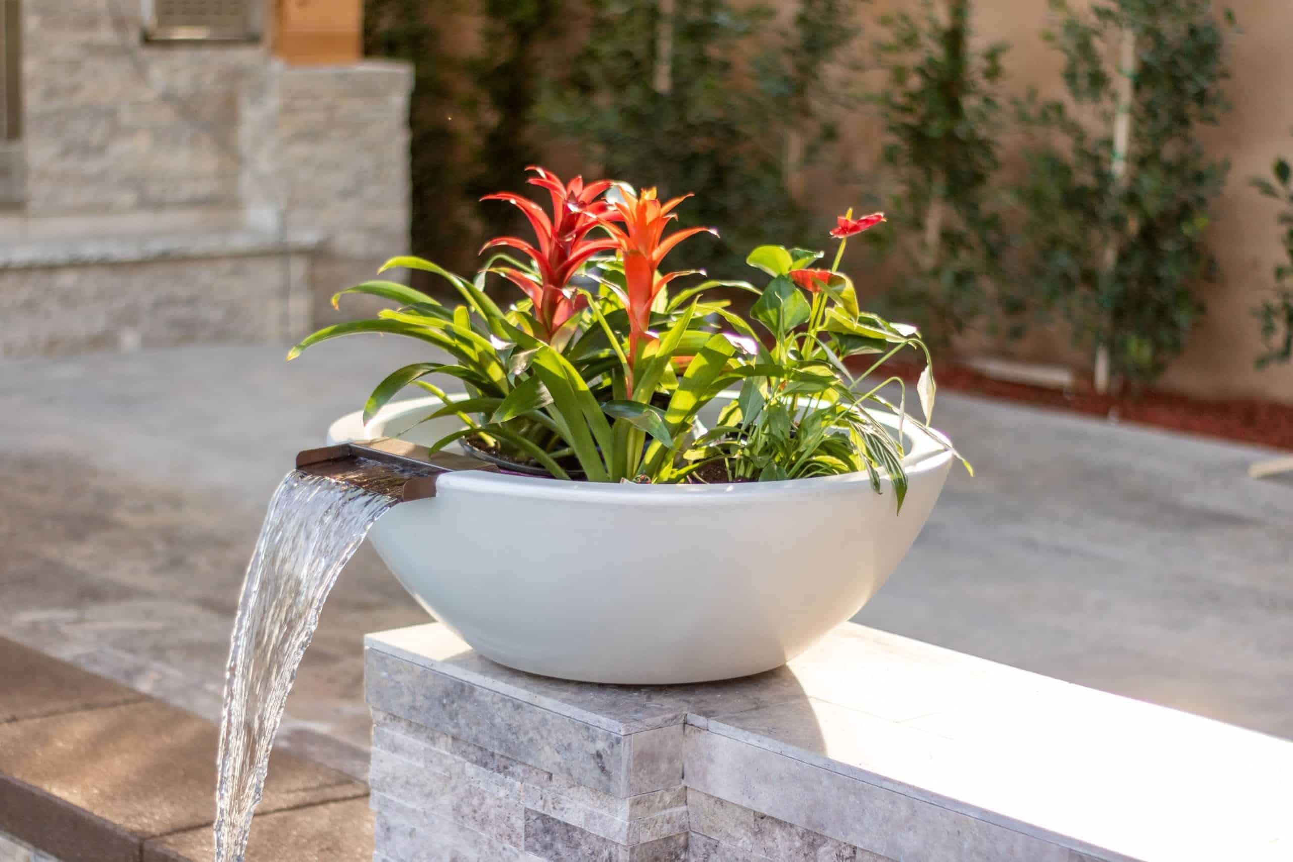 Sedona Planter Water Bowl - Lifestyle - 002