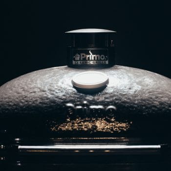 Primo XX-Large Charcoal Grill - All-In-One close up